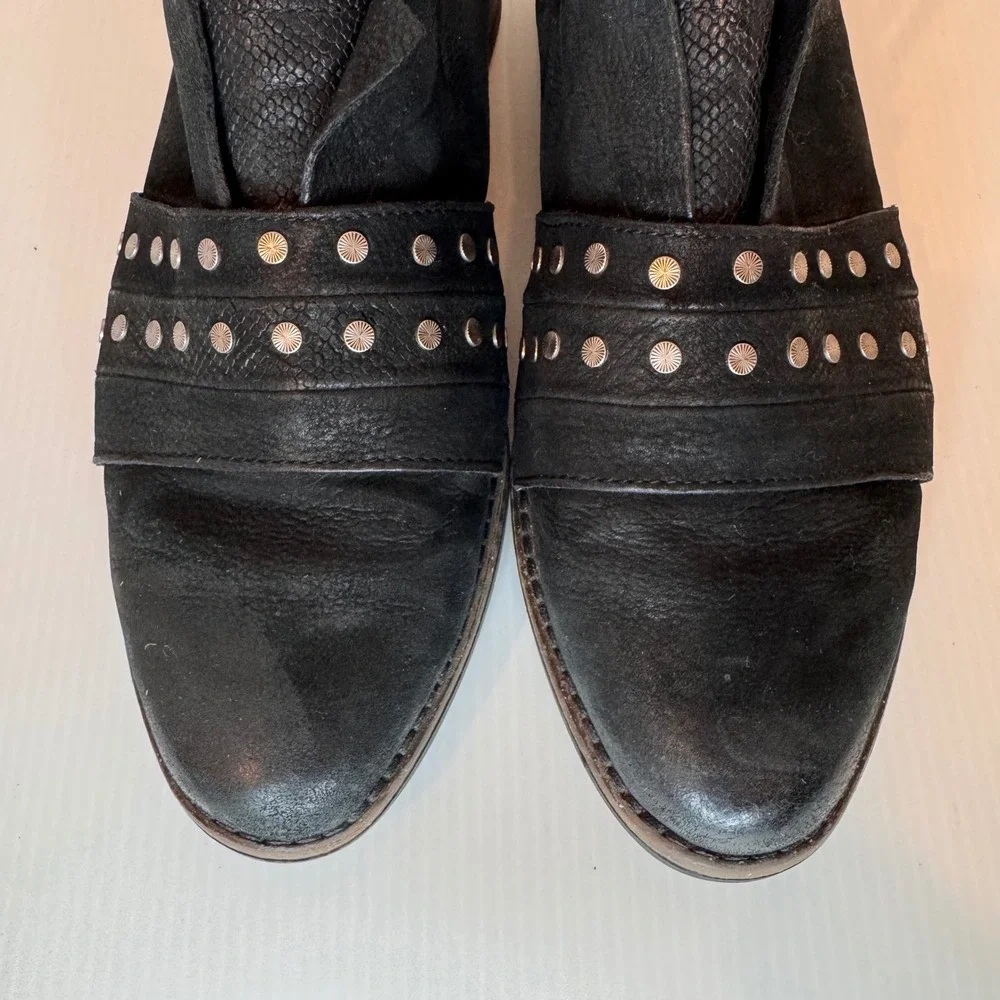 Miz Mooz‎ Black Leather Studded Oxford Loafers Size 37 Slip On Brogue Edgy Work